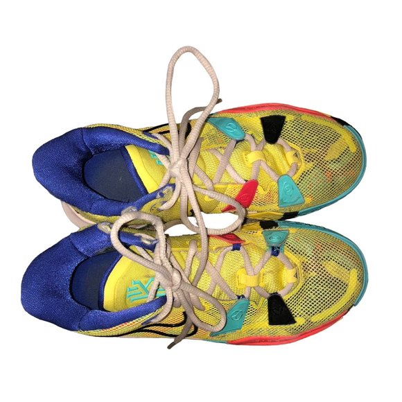 Nike Kyrie 7 Sneakers Youth 4Y Used 1 World 1 People CT4080-700 Some Wear - Picture 3 of 16